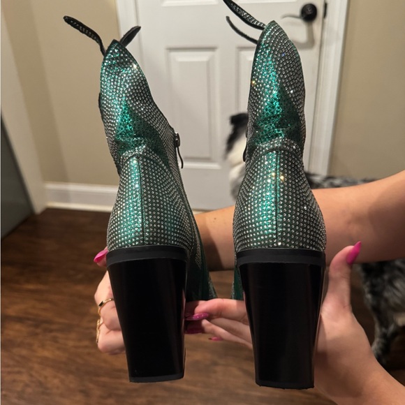 Bedazzled flame boots in emerald green. High heeled boots - Picture 4 of 5